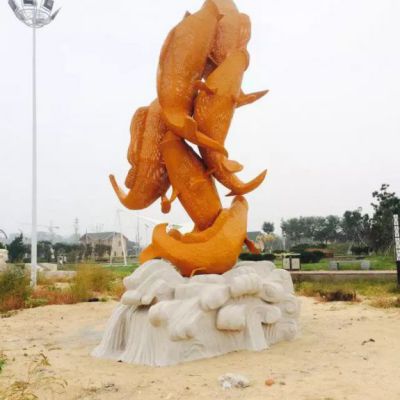 不锈钢镂空金鱼雕塑 鱼雕塑制作厂家 鱼雕塑图片